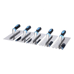 Truelle à encoches carrées bicolore en plastique avec manche ergonomique pour briques, carreaux, béton, ciment, plâtre et maçonnerie - Product Image 5