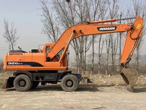 รถขุดล้อยาง Doosan มือสอง DH210W-7 DH210W รถขุดล้อยางมือสองในสภาพการทํางาน - Product Image 4