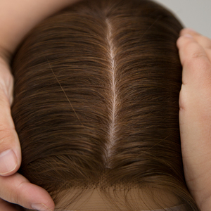 วิกผมไหมแบบไม่ต้องใช้กาว <span class=keywords><strong>ป</strong></span>ี 2026 สวมใส่ง่าย แนวผมดูเ<span class=keywords><strong>ป</strong></span>็นธรรมชาติ วิกผมแท้สำหรับผู้เริ่มต้น สีน้ำตาลเข้มไล่เฉด - Product Image 5