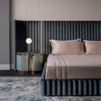 Meubles de chambre à coucher, lit king size de luxe vert olive, lit capitonné avec colonne en arc, grand cadre de lit vert foncé, lit double avec éclairage LED