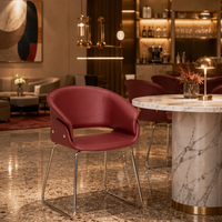 Chaise de salle à manger pour restaurant, café, hôtel, salon, dossier incurvé, chaise latérale rembourrée rouge, base en métal