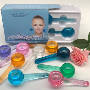 IN STOCK palla da massaggio facciale con globi di ghiaccio da 5CM - Product Image 1