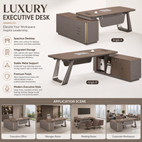 Bureau de direction contemporain en noyer avec armoire latérale à pieds métalliques sculpturés, grande table de PDG pour bureau de directeur d'entreprise