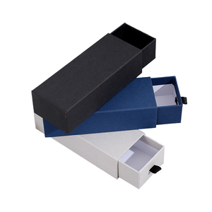 Boîte cadeau en carton gris rigide avec tiroir coulissant, emballage haut de gamme pour lunettes - Product Image 1