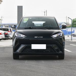 Petite voiture chinoise 2023 en stock Voiture électrique BYD Seagull 305km Byd EV Car - Product Image 1