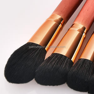 Ensemble de 14 pinceaux de maquillage professionnels pour le visage, manche en bois haut de gamme, poils synthétiques, couleur <span class=keywords><strong>acajou</strong></span>, avec étui. - Product Image 5