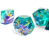 Fournisseur direct d'usine, jeu de dés en résine personnalisé, polyèdre à facettes multiples, à bords vifs, pour DND RPG TRPG, jeux de dés de société