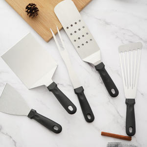 Ensemble de 7 spatules et grattoirs en acier inoxydable <span class=keywords><strong>pour</strong></span> <span class=keywords><strong>plancha</strong></span> électrique, teppanyaki, hibachi, résistant à la chaleur <span class=keywords><strong>pour</strong></span> barbecue en plein air - Product Image 3