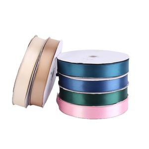 Rouleau <span class=keywords><strong>de</strong></span> ruban floral exquis pour bouquets et emballages <span class=keywords><strong>de</strong></span> tiges, rouleau <span class=keywords><strong>de</strong></span> ruban en velours tendance pour la décoration <span class=keywords><strong>de</strong></span> coussins et oreillers - Product Image 6