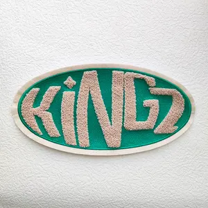 2023 Trend Op Maat Gemaakte Kleding Korte Mouw Handtas Chenille Patch Letter Logo Merk Aangepaste Kleding Chenille Patches