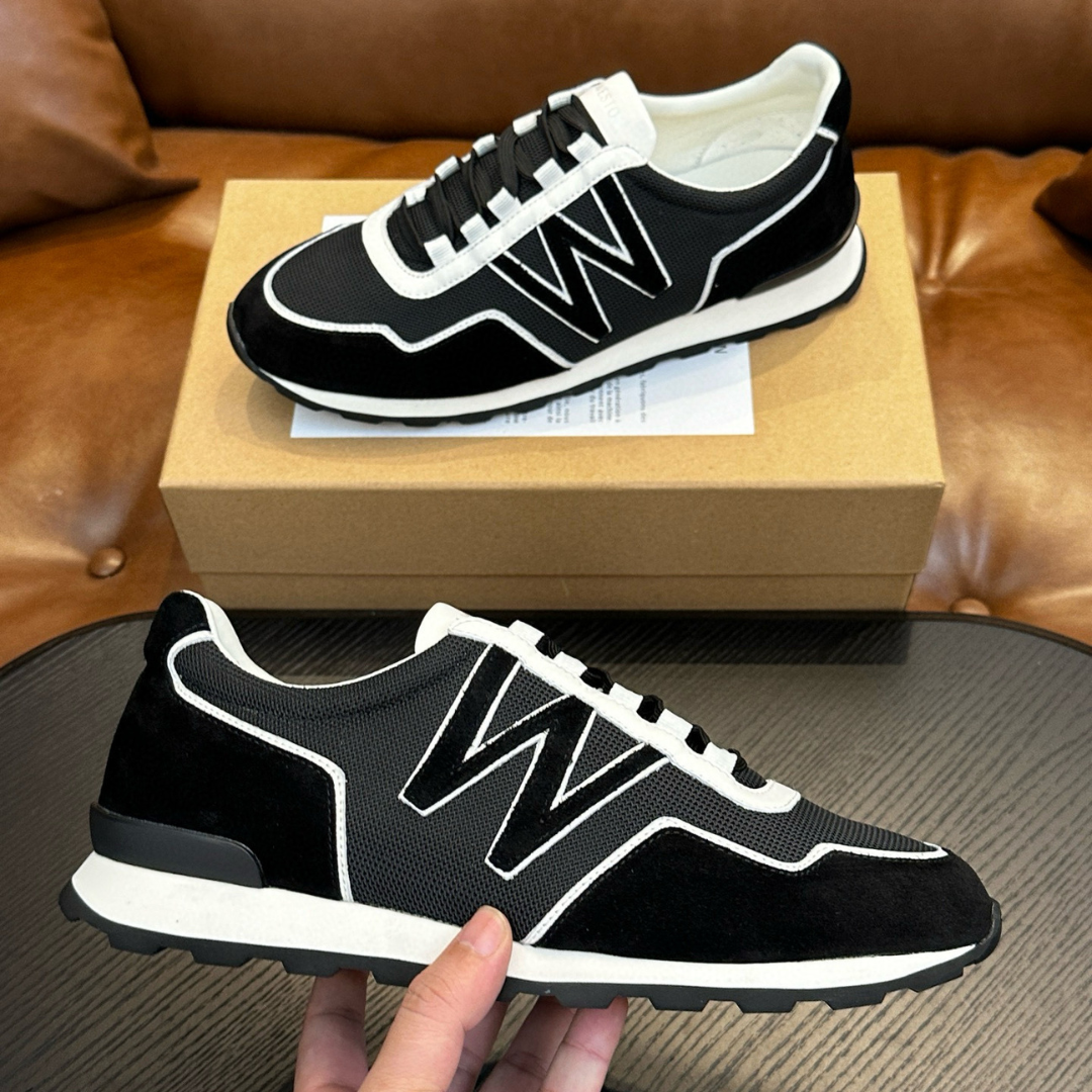 ลูกไม้สีดำ