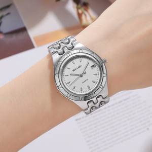 Montre-bracelet à quartz étanche pour femme avec bracelet en cuir et calendrier, idéale pour les affaires et le quotidien, modèle transfrontalier - Product Image 2