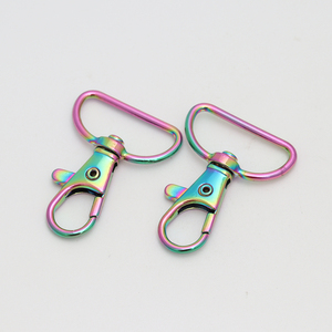 Venta al por mayor de lujo <span class=keywords><strong>Metal</strong></span> langosta hebilla llavero juguetes <span class=keywords><strong>12mm</strong></span>-35mm silicona langosta gancho con característica fuerte - Product Image 6