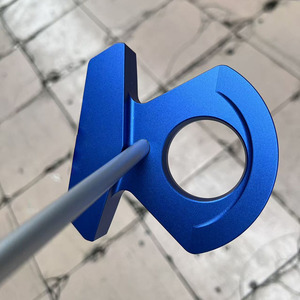 <span class=keywords><strong>Putter</strong></span> parfaitement équilibré, tête large, technologie Zero Torque, vis <span class=keywords><strong>de</strong></span> poids, <span class=keywords><strong>putter</strong></span> <span class=keywords><strong>de</strong></span> <span class=keywords><strong>golf</strong></span> avec housse <span class=keywords><strong>de</strong></span> tête - Product Image 4