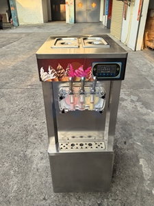 Crème glacée à la glace commerciale chinoise Softserve <span class=keywords><strong>Softice</strong></span> Softy Fabrication de crème glacée molle à 3 saveurs Prix de la machine à crème glacée - Product Image 4