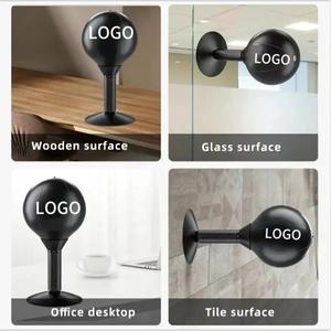 Saco de Boxeo de Escritorio para Aliviar el Estrés con Ventosa, Bola de Boxeo de Mesa, Juguete Antiestrés para Reflejos y Tensión - Product Image 4