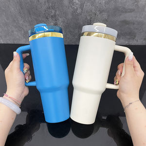 16 Paket Tumbler 40oz dari Gudang USA, Warna Hijau Tua dengan Lapisan Emas di Bagian Bawah, Dilengkapi Pegangan yang Dapat Dilepas untuk Pengukiran Laser - Product Image 3