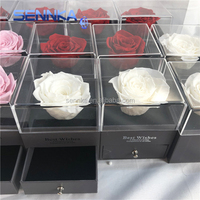 Nouveau design noir avec des roses argentées brillantes Rose préservée enchantée dans une boîte en cuir de luxe haut de gamme