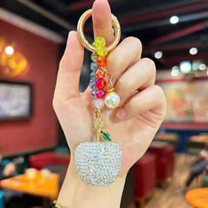 Llavero <span class=keywords><strong>de</strong></span> Manzana con Diamantes Completos, Cadena <span class=keywords><strong>de</strong></span> Teléfono con Cuentas <span class=keywords><strong>de</strong></span> Cristal, Decoración Colgante para Mochila, Nuevo Pequeño Regalo para Niña - Product Image 4