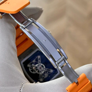 Reloj de Buceo Personalizado con Esfera de Astronauta 3D, Caja Azul con Diseño de Cielo Estrellado, Cristal de Zafiro, Caja de Titanio, Correa de Goma Brillante, Esfera con Indicadores - Product Image 6