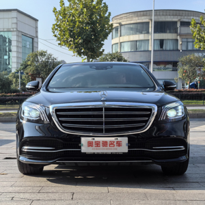 El 2019 Mercedes-Ben-z S320L, un sedán de lujo, se vuelve izquierdo a negro - Product Image 1