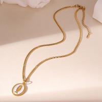 Collar de Acero Inoxidable con Baño de Oro de 18K, Serie Océano de Verano, Vida Marina, Esmalte Blanco Elegante, con Pez, Concha, Coral, Estrella de Mar y Tortuga