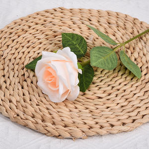 Fleur artificielle à toucher réel de 50 cm, rose en velours à tige unique, rose blanche pour la décoration de mariage, de la maison, du café et de la boutique - Product Image 6