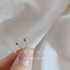 Pendientes de bola de oro Rainbowkiss de 3 mm con acabado brillante de aleación de zinc para uso diario - Product Image 2