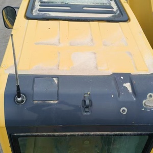 Excavadora Komatsu PC460LC 2018, Amarilla, Hidráulica, de 46 Toneladas, Capacidad de Cucharón de 2.1m, para Construcción - Product Image 3