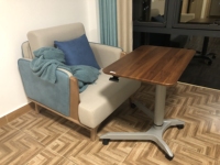 Mesa de trabajo de elevación móvil inteligente simple, ordenador de una sola columna, soporte para sentarse, ordenador portátil de pie, escritorio para dormitorio