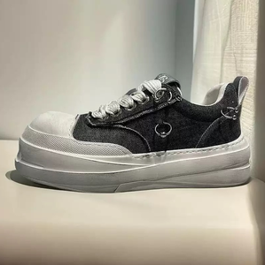 Sneakers personnalisées avec clous pour les lèvres et <span class=keywords><strong>piercing</strong></span> pour <span class=keywords><strong>la</strong></span> langue, sneakers punk <span class=keywords><strong>en</strong></span> métal, chaussures de course pour hommes entièrement personnalisables - Product Image 6