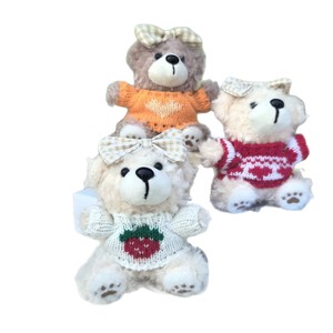 Porte-clés ours en peluche avec <span class=keywords><strong>pull</strong></span> tricoté et nœud, adorable breloque <span class=keywords><strong>de</strong></span> sac en forme d'animal en peluche pour femme, accessoire pour clés <span class=keywords><strong>de</strong></span> voiture - Product Image 1