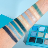 Palette de fards à paupières bleus en gros pour marques de beauté à marque privée, logo personnalisé, 9 teintes mates et scintillantes pour le maquillage des yeux