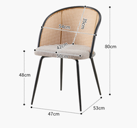 Chaise de salle à manger moderne en métal avec revêtement en cuir pour restaurants, cafés, hôtels et écoles - Durable et écologique, dossier et accoudoirs inclus