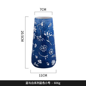 Jarrón de Porcelana Azul y Blanca, Cerámica Vintage Pintada a Mano, Jarrón Decorativo en Relieve, Envío Rápido, Luz Cálida para Regalos de Inauguración de Casa - Product Image 6