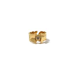 แหวนแฟชั่นชุบทอง PVD สแตนเลสสตีล 316L ดีไซน์หัวใจประดับเพชรสำหรับผู้หญิง - Product Image 1