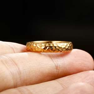 Handgemaakt Gehamerd 14K Goud Platina Ring Massief Puur Goud Modder Meerval Terug Effen Band <span class=keywords><strong>Custom</strong></span> Bruidspaar Ringen Oude Methode - Product Image 3