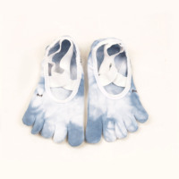 Calcetines de yoga de 5 dedos con efecto tie-dye OEM, con banda cruzada, antideslizantes, de algodón, invisibles para pilates, calcetines de interior tejidos económicos