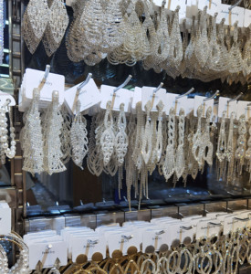 Bông Tai Dài Pha Lê Bạc Bông Tai Pha Lê Lủng Lẳng Các Loại Hỗn Hợp Nghĩa Ô Trang Sức Giá Rẻ Bông Tai Ngẫu Nhiên - Product Image 1