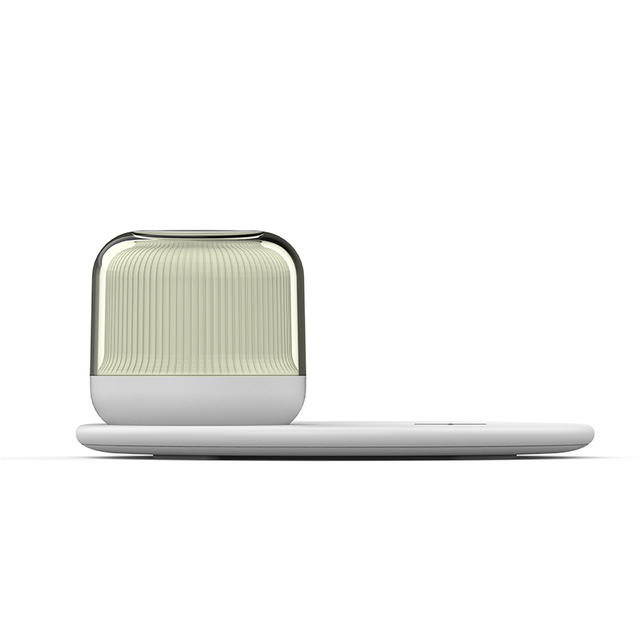 New Wireless Charging Magnetic Fast Charger LED Bedside/Table Lamp with Night Light 5V/2A Input