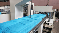 Bavoir dentaire jetable avec gaufrage pliant serviette médicale papier faisant la machine avec les composants de noyau de moteur de vitesse de moteur