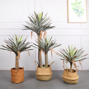 Plantas Artificiales de Yucca en Cestas Tejidas, Varios Tamaños, Decoración de Interiores, Hojas de Alta Simulación, Accesorios para Bodas y Hogar - Product Image 1