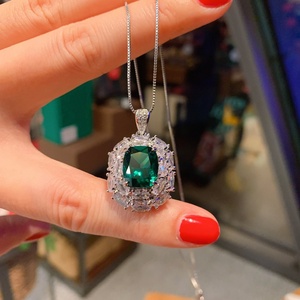 Collier pendentif en cuivre écologique style fête, avec gemmes colorées brillantes 10*12mm, motif floral marquise en grappe, pour femme - Product Image 3
