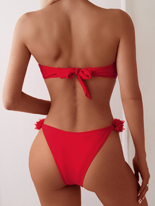 Conjunto de Bikini de 2 Piezas para Mujer, Color Rojo, con Apliques Florales en 3D, Top Bandeau sin Tirantes, Traje de Baño de Corte Alto, para Playa y Verano - Product Image 5