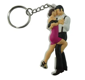 OEM manis pernikahan menari tenun pria gantungan kunci hadiah Emboss deboss 3D 2D lembut pvc karet silikon bahan san Hadiah