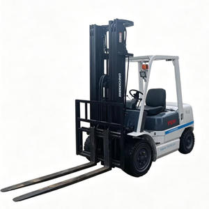 Chariot élévateur diesel d'occasion TCM FD35 de 3,5 tonnes avec déplaceur latéral hydraulique et pneus pleins à vendre - Product Image 1