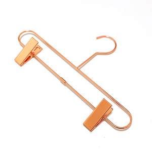 <span class=keywords><strong>Perchero</strong></span> de Metal para pantalones de niños y adultos, Clip extraíble, ropa interior, colgador de tienda de ropa, nórdico, dorado - Product Image 1