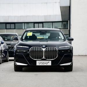 Kit carrosserie de nouvelle conception pour BMW Série 7 F02 09-15 Mise à niveau vers le style G70 2023 Kit carrosserie complet Pièces système Accessoires extérieurs - Product Image 4