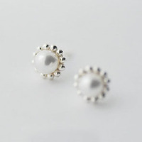 LT-341 S925 Sterling Silber Perlen ohrringe Vielseitige feine Stud Design Frauen koreanische Blume für Hochzeit und Verlobung