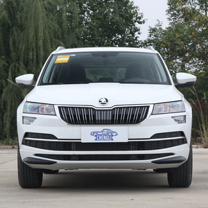 2025 <span class=keywords><strong>Skoda</strong></span> Karoq TSI280 <span class=keywords><strong>Full</strong></span> Option Luxury Edition Automatique FWD Turbo Moteur Sièges en cuir Toit ouvrant panoramique Couleur noir/blanc - Product Image 4